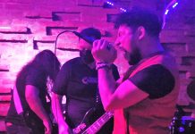 Tras 2 años de ensayos, Carbino debutó en el Headbangers Attack