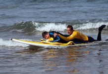 El balneario Olón acogerá al I Campamento de Surf Inclusivo